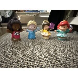 Fisher Price Little People Disney Princess Figures Lot Of 3 And Barbie
